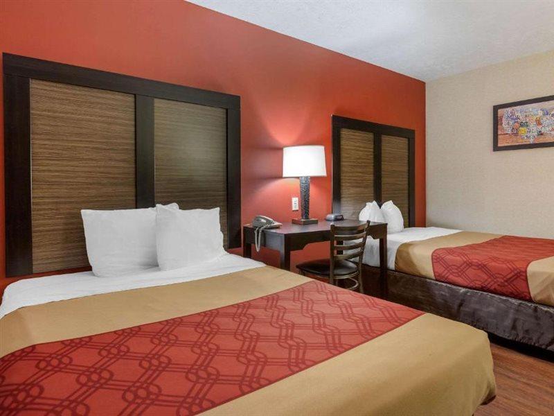 Econo Lodge Traverse City Esterno foto