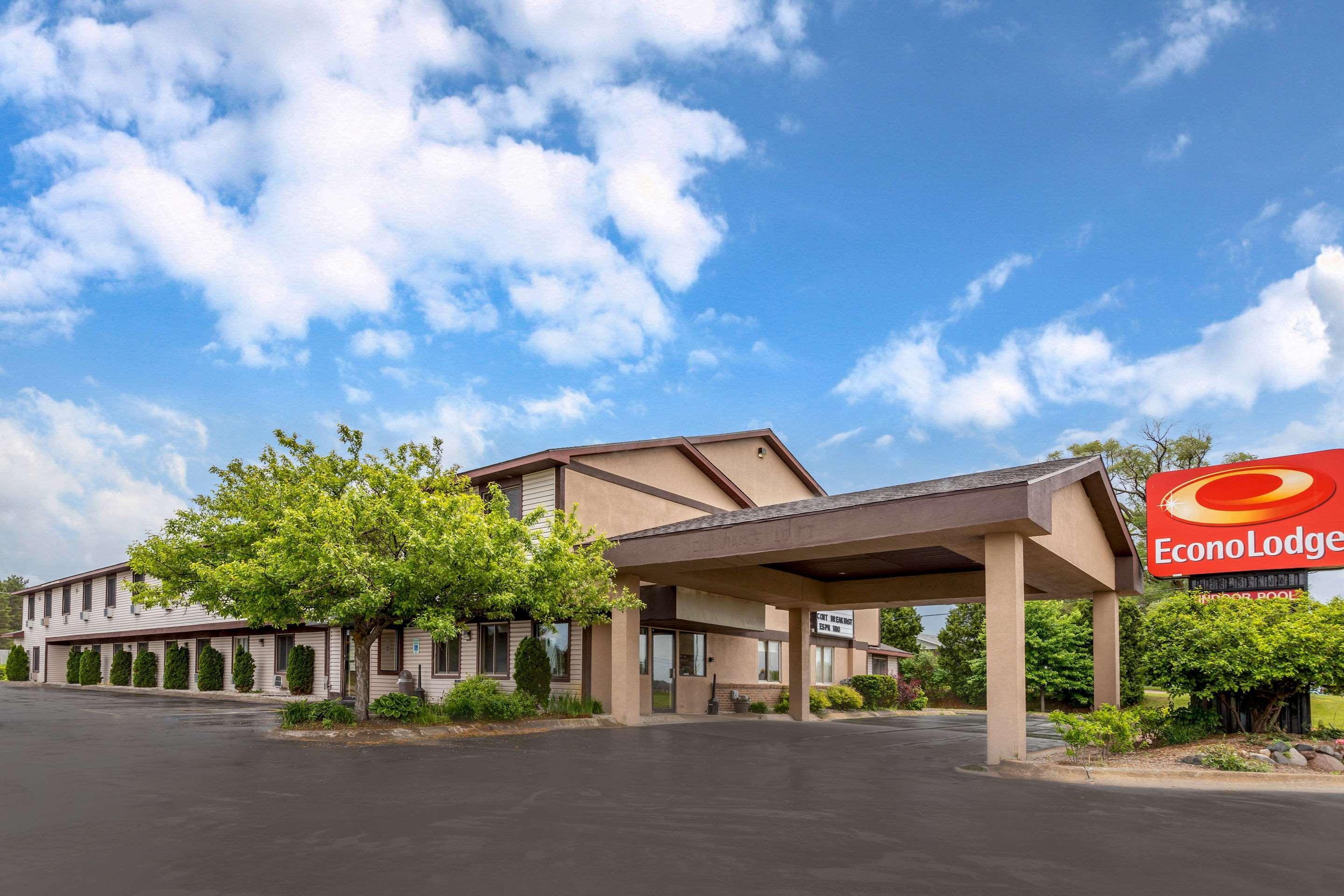 Econo Lodge Traverse City Esterno foto