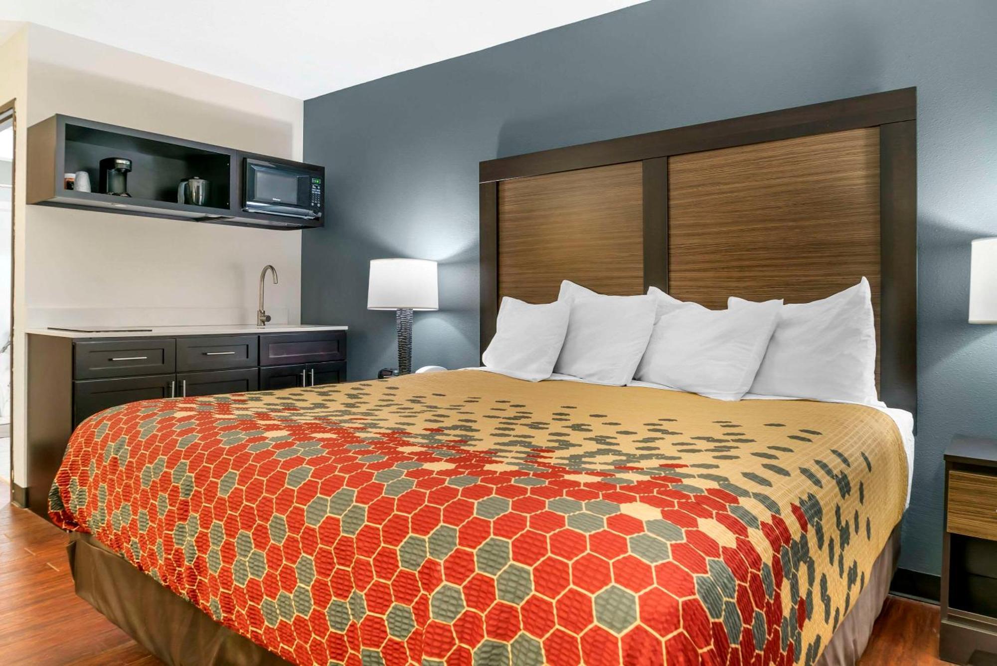 Econo Lodge Traverse City Esterno foto