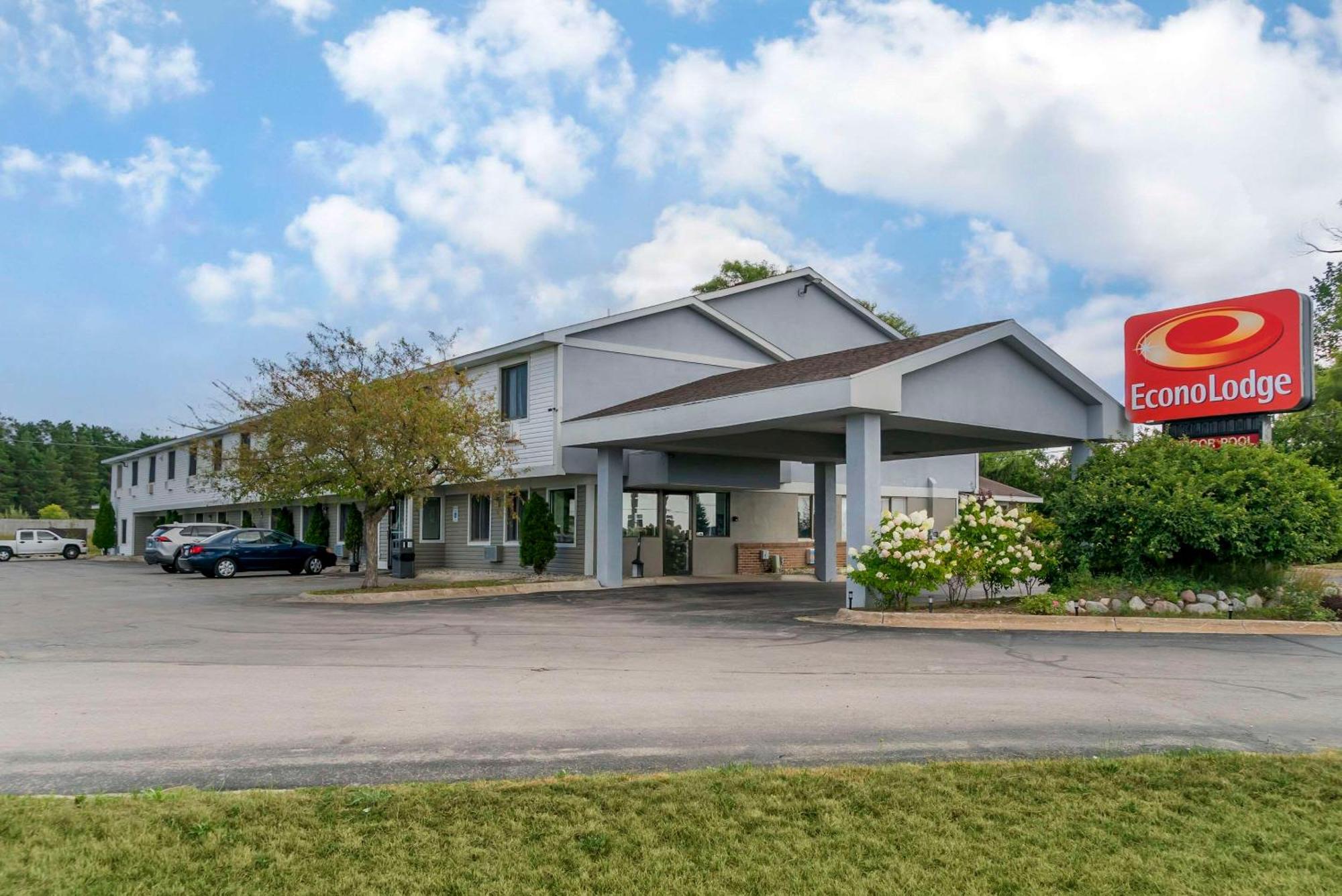 Econo Lodge Traverse City Esterno foto