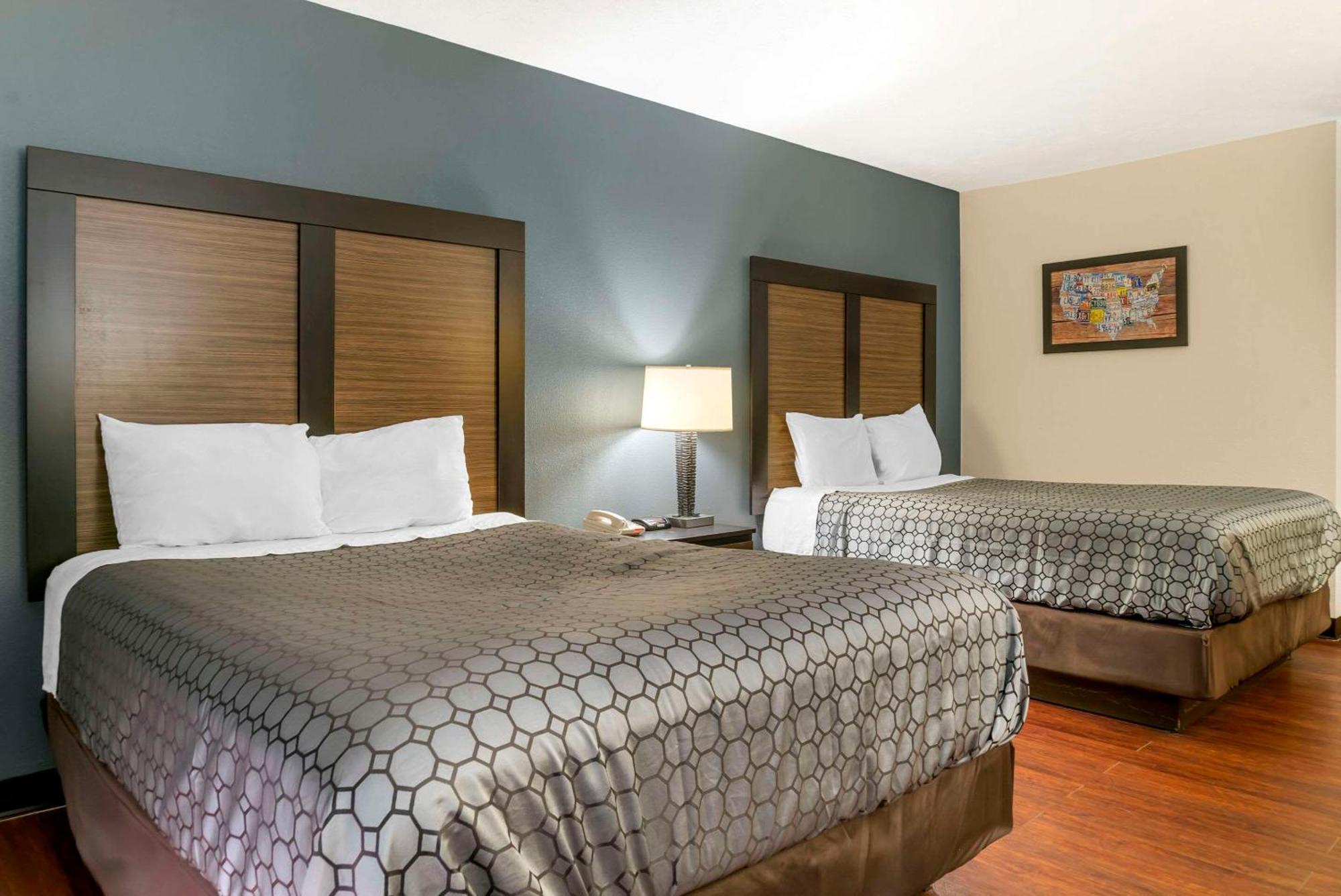 Econo Lodge Traverse City Esterno foto