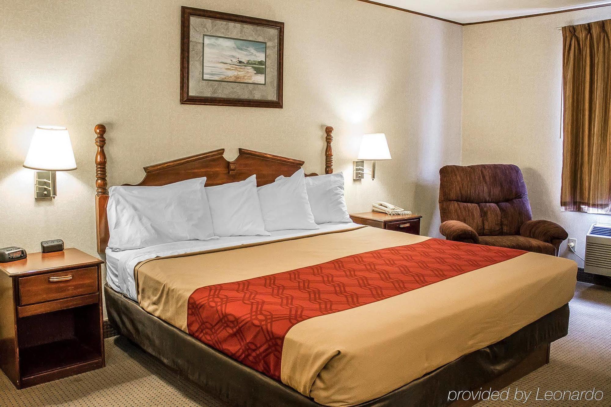 Econo Lodge Traverse City Esterno foto