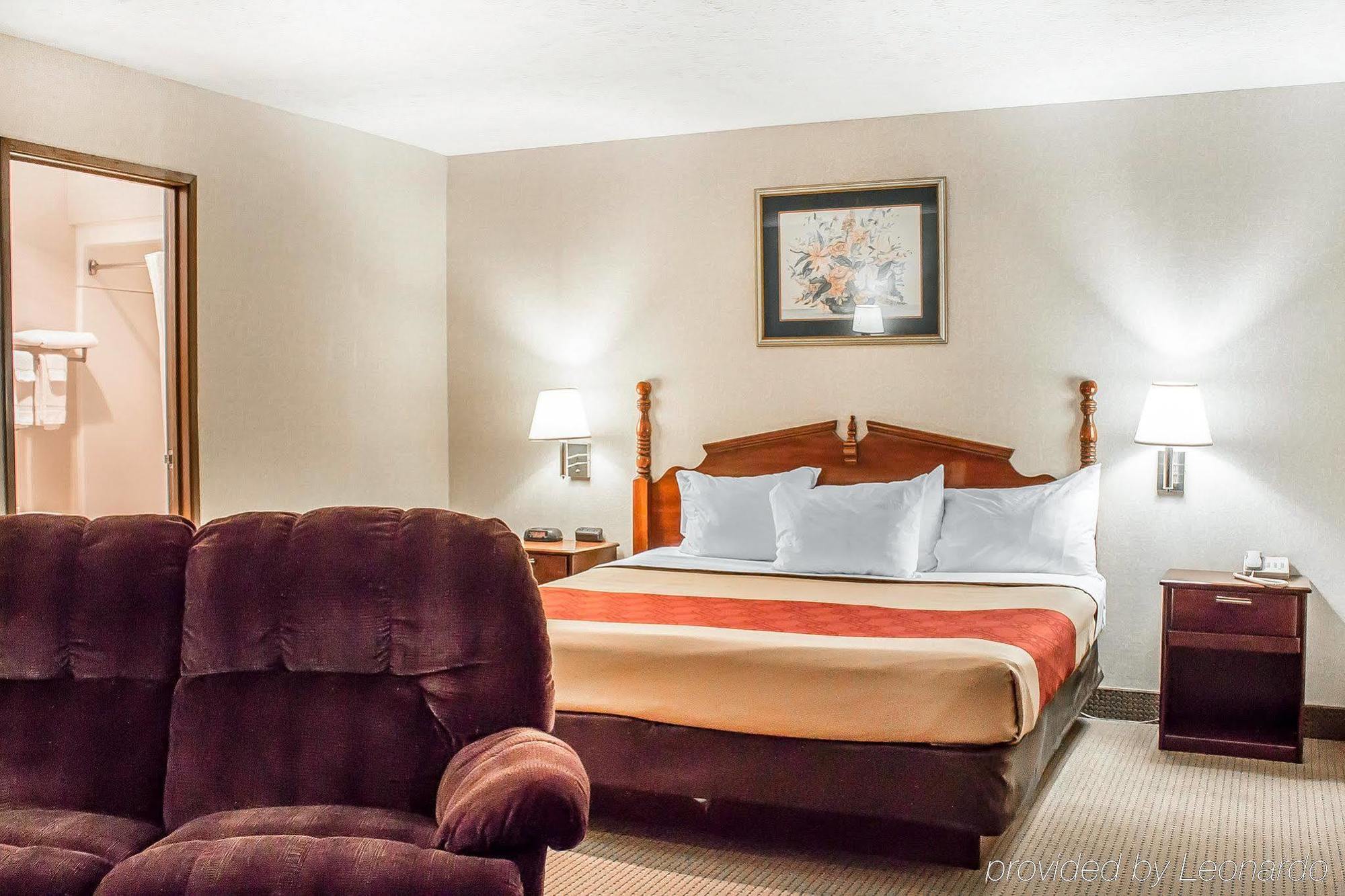 Econo Lodge Traverse City Esterno foto